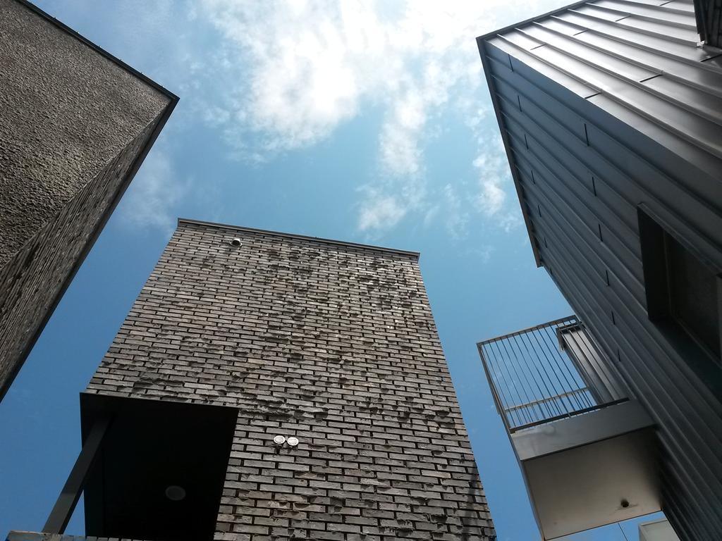 Inside Busan Hostel Екстериор снимка