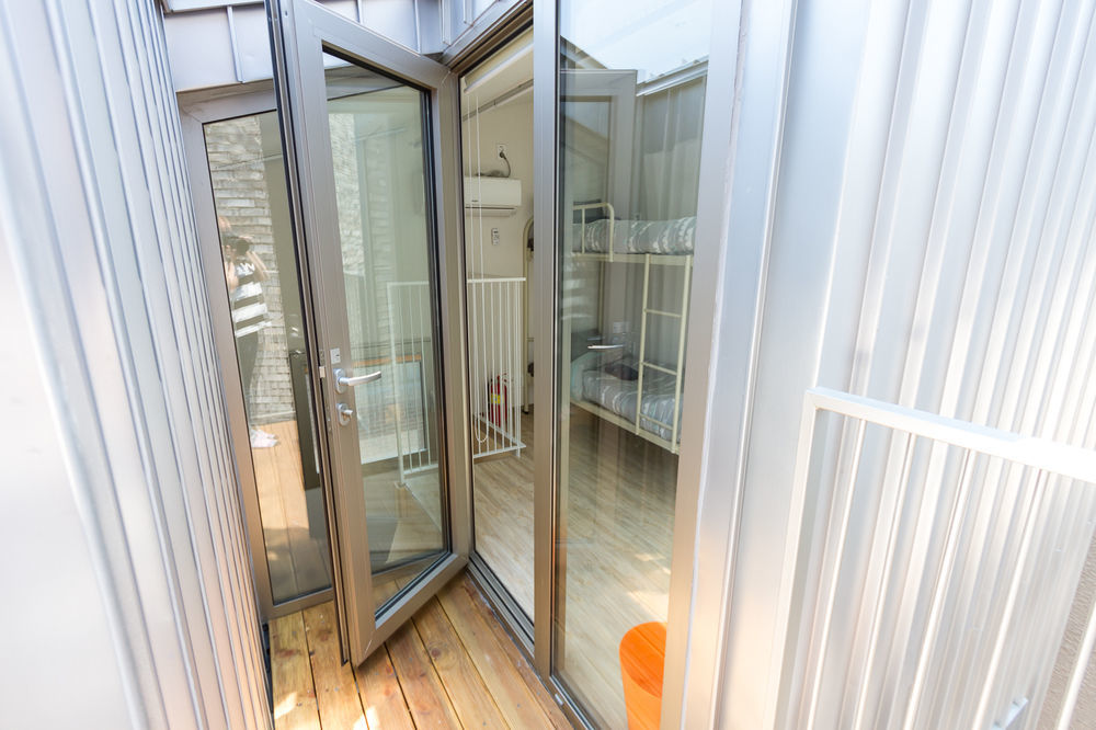 Inside Busan Hostel Екстериор снимка
